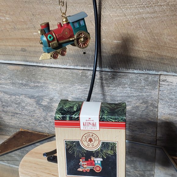 1991 Claus & Co R.R. Locomotive Handcrafted Hallmark Keepsake Ornament - Picture 1 of 8